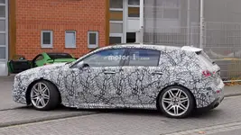 2020-mercedes-amg-a45-spy-photo (4).webp