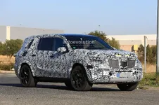 2019-mercedes-benz-gle-and-gls-spied-testing-together-in-europe_16.webp