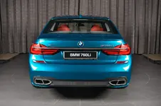 3D-Design-BMW-M760Li-Tuning-Long-Beach-Blue-G12-Individual-Abu-Dhabi-07.webp