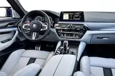 2018-BMW-M5-cabin-01.webp