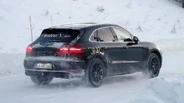 2018-porsche-macan-spy-photos-snow.webp