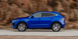 Jaguar-E-Pace-4.webp