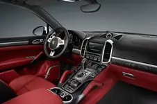 awww.larevueautomobile.com_images_Porsche_Cayenne_Turbo_S_Interieur_Porsche_Cayenne_Turbo_S_501.webp