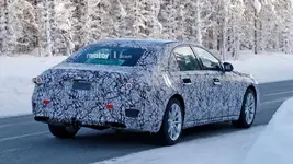new-mercedes-benz-s-class-spy-photos (6).webp