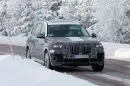 spyshots-2019-bmw-x7-shows-great-white-shark-production-look-thumbnail_1.webp