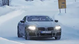 bmw-8-series-convertible-spy-photo.webp