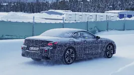 bmw-8-series-convertible-spy-photo.webp