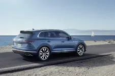 2019-VW-Touareg-14-1.webp