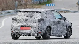 2019-renault-clio-spy-photo.webp