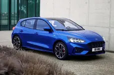 ford_2018_focus_st-line_13.webp