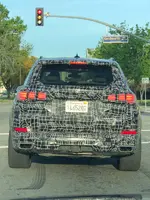 BMW-X5-M-Spy-Photos-4.webp