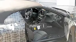 bmw-8-series-convertible-spy-shots.webp