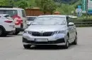 2020-skoda-octavia-chassis-testing-mule-spied-for-the-first-time-is-a-lowered-r-thumbnail_2.webp