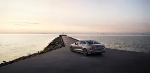 volvo-s60-2019-006.webp