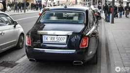 rolls-royce-phantom-viii-c988218022018192331_3.webp