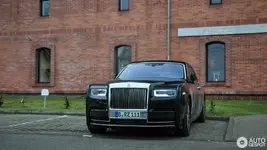 rolls-royce-phantom-viii-c370627012018184246_3.webp