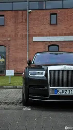 rolls-royce-phantom-viii-c370627012018184246_7.webp