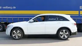 2019-mercedes-glc-facelift-spy-photo.webp