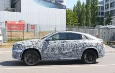 2020-mercedes-gle-coupe-spied-up-close-with-amg-line-kit_6.webp