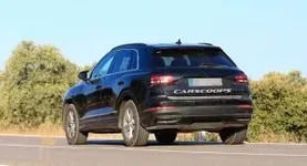 a6ec153e-2019-audi-q3-undisguised-05-300x163.webp