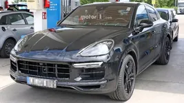 2020-porsche-cayenne-coupe-spy-photo.webp