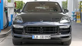 2020-porsche-cayenne-coupe-spy-photo.webp