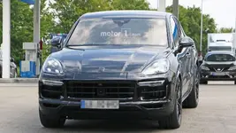 2020-porsche-cayenne-coupe-spy-photo.webp