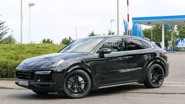 2020-porsche-cayenne-coupe-spy-photo.webp