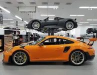 pastel-orange-2018-porsche-911-gt2-rs-looks-like-a-superstar-in-texas_7.webp