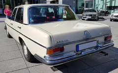 Cars_Coffee_4.webp