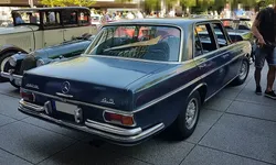 Cars_Coffee_47.webp