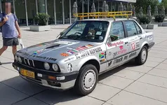 318i_1.webp