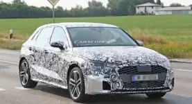 b13936e0-audi-a3-all-new-spied-first-time-3-300x163.webp