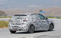 peugeot-208-2019-fotos-espia-201849857_13.webp