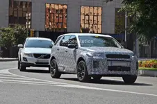 2020-land-rover-discovery-sport-scooped-with-new-design_9.webp
