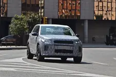 2020-land-rover-discovery-sport-scooped-with-new-design_7.webp