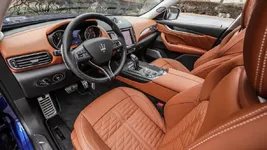 37-2019-maserati-levante-trofeo-fd-1.webp
