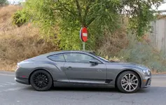 2019-bentley-continental-gt-speed-spied-with-black-grille-exterior-trim_12.webp