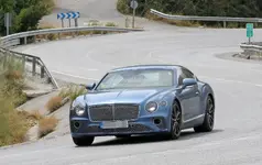 2020-bentley-continental-gt-plug-in-hybrid-spied-without-camouflage_1.webp