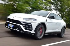 1lamborghiniurus.webp
