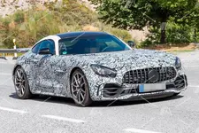 Fotos-esp%C3%ADa-del-Mercedes-AMG-GT-R-Facelift-9.webp