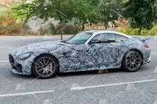 Fotos-esp%C3%ADa-del-Mercedes-AMG-GT-R-Facelift-5.webp