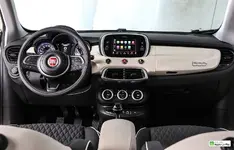 180828_Fiat_New-500X-interni_01.webp