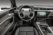 5-audi-e-tron-official-reveal-steering-wheel.webp