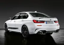 P90324581_highRes_the-new-bmw-3-series.webp