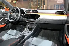 f2f92098-2019-audi-q3-10.webp