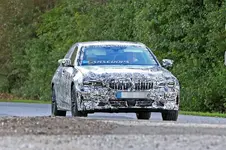 426eeaa2-2019-bmw-3-series-lwb-spy-shots-1.webp