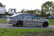 3288e2c3-2019-bmw-3-series-lwb-spy-shots-6.webp