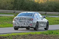 b46f39bb-2019-bmw-3-series-lwb-spy-shots-9.webp