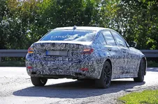91fbe924-2019-bmw-3-series-lwb-spy-shots-16.webp